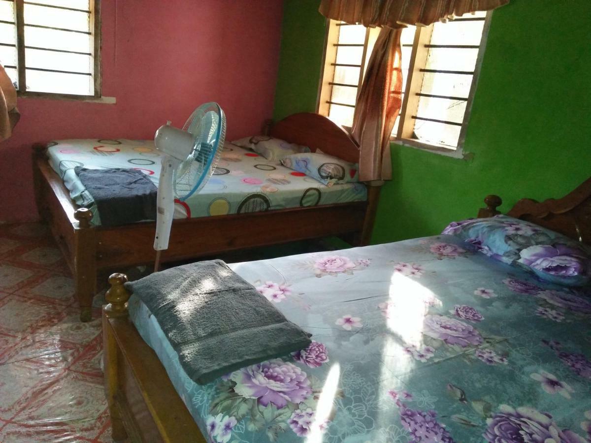 Wasini Raha Snorkeling And Diving Apartment Exterior photo